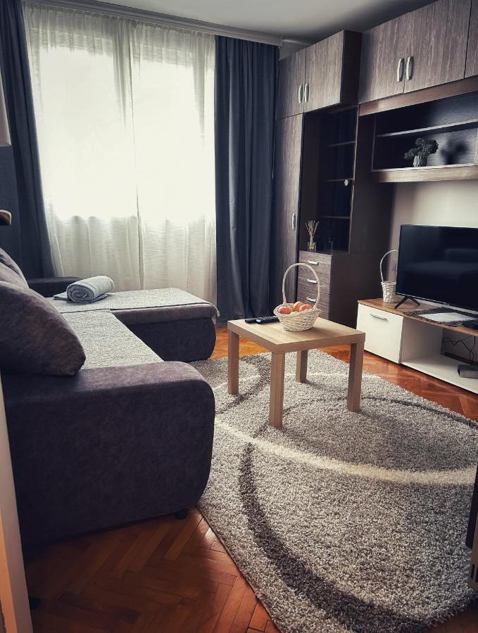 Bgd Apartman Dusanovac Bagian luar foto